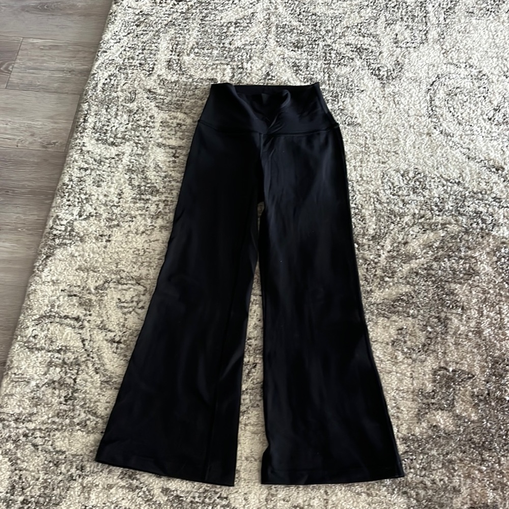Lululemon wide leg align leggings